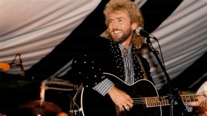 
Keith Whitley Cause of Death, How did Keith Whitley Die? 