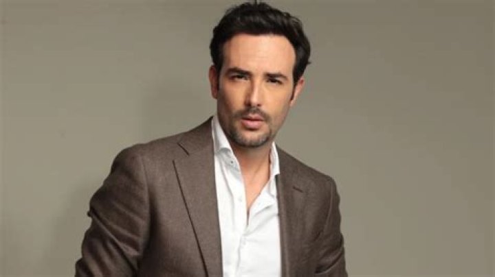 Sebastián Martínez Height, Weight, Net Worth, Age, Birthday, Wikipedia, Who, Nationality, Biography