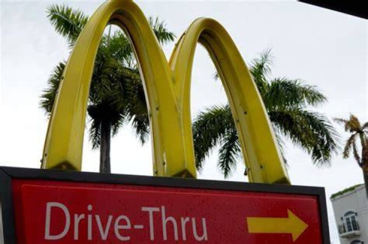 
What is Quavi Young charged with? Florida woman arrested for threatening McDonald’s employee with a gun 