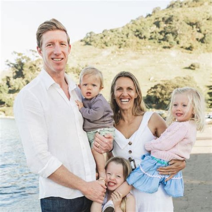 
Who Are Sam Uffindell Parents? Wife Julia Responds To Bullying Scandal 